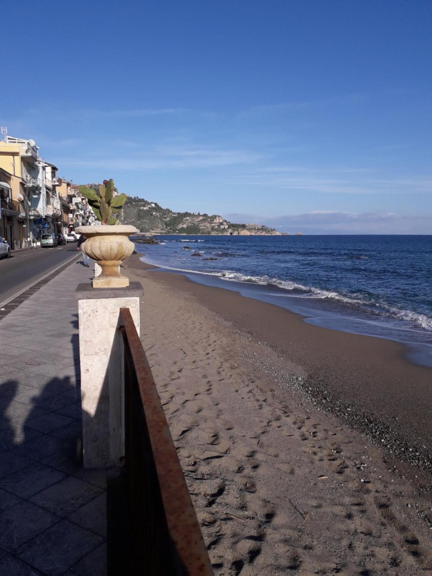 A Casa Vostra Apartment Giardini Naxos Exterior photo